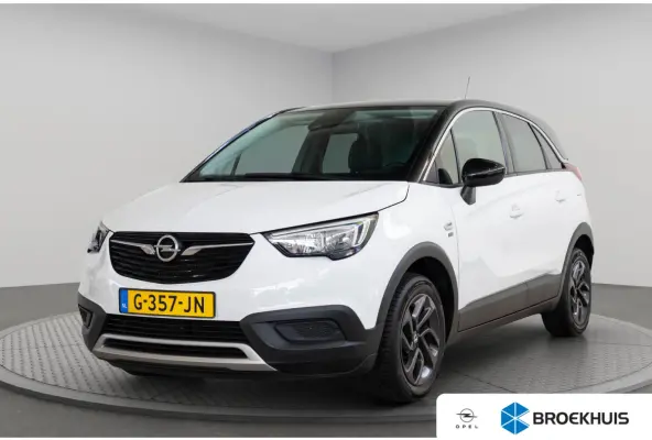 1.2 Turbo 120 Jaar Edition | Parkeersensoren | Navigatie | Apple Carplay & Android Auto | Cruise Controle | Airco |