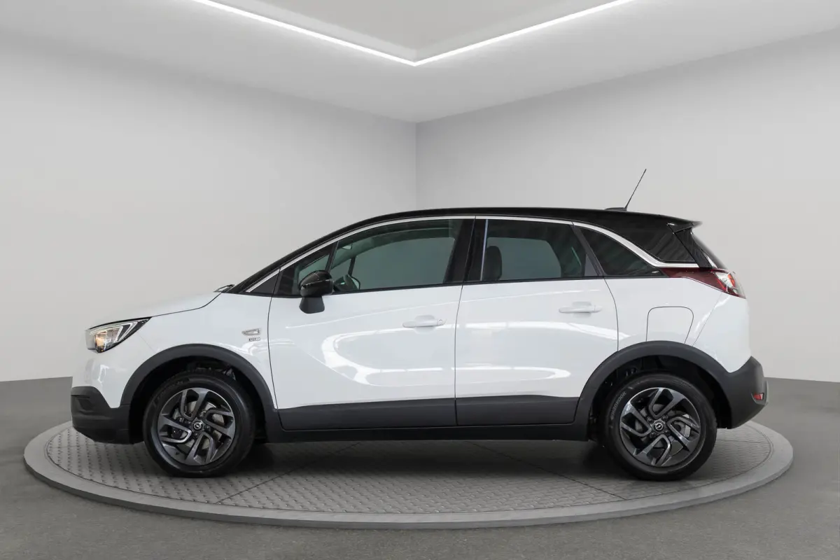1.2 Turbo 120 Jaar Edition | Parkeersensoren | Navigatie | Apple Carplay & Android Auto | Cruise Controle | Airco |