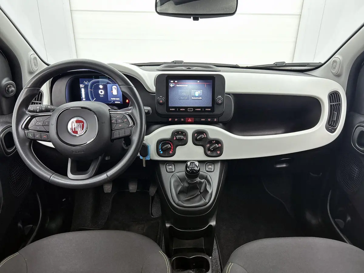1.0 Hybrid 70pk Pandina | Apple CarPlay & Android Auto | Airco | Cruise control