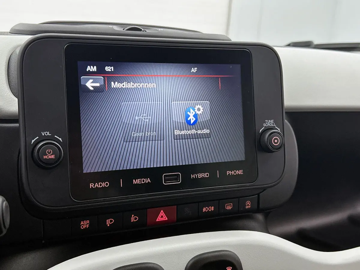 1.0 Hybrid 70pk Pandina | Apple CarPlay & Android Auto | Airco | Cruise control