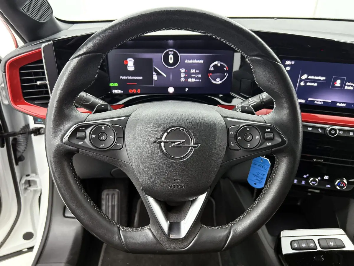 1.2 130pk GS Line Automaat | Trekhaak | Navigatie | Climate Control | Cruise Control | Camera | 17"LMV | LED |