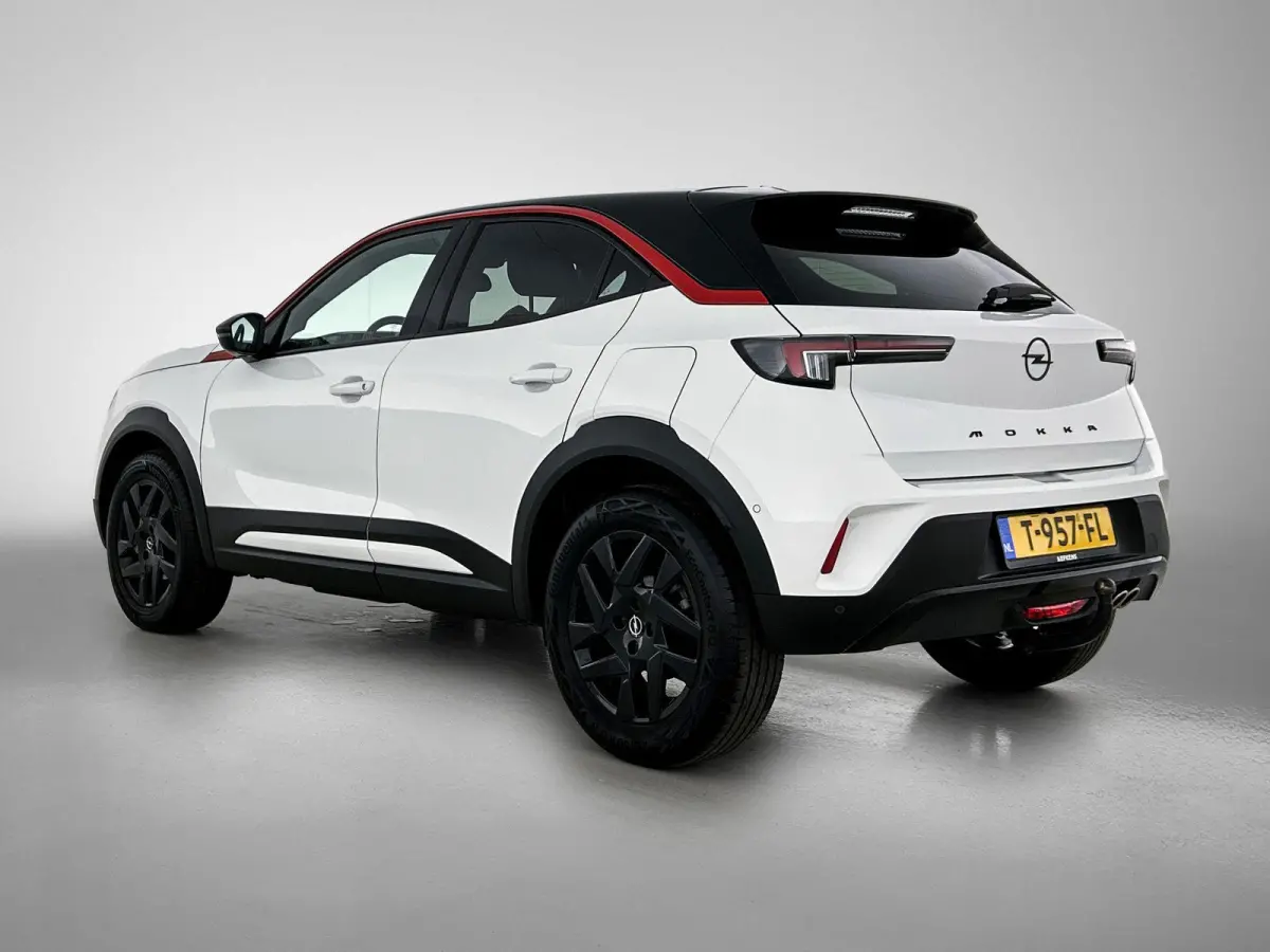 1.2 130pk GS Line Automaat | Trekhaak | Navigatie | Climate Control | Cruise Control | Camera | 17"LMV | LED |