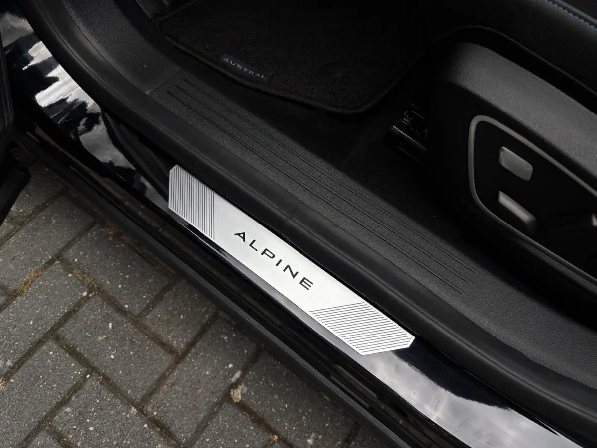 1.2 E-Tech Full-Hybrid 200PK Iconic Alpine ✅ H/K ✅ 4CONTROL ✅ ACC