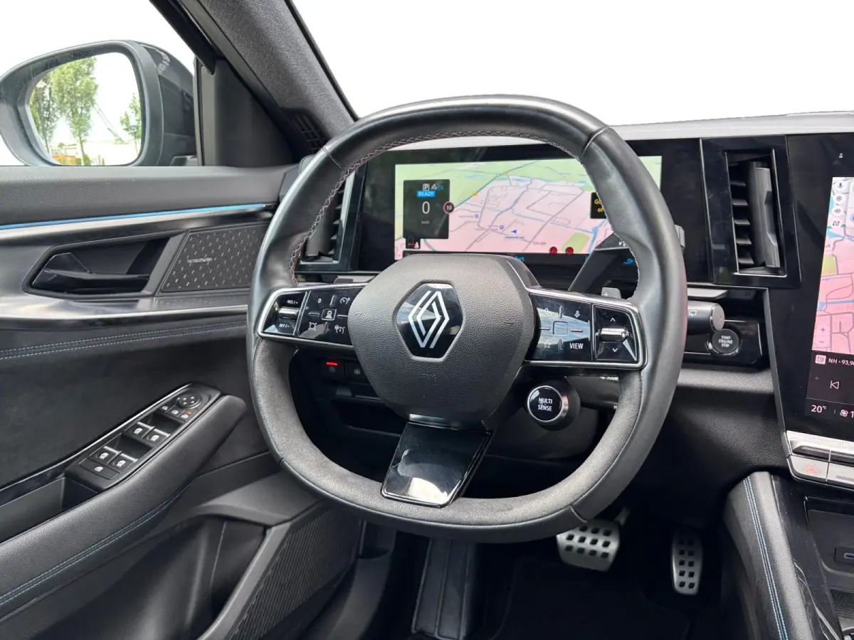1.2 E-Tech Full-Hybrid 200PK Iconic Alpine ✅ H/K ✅ 4CONTROL ✅ ACC