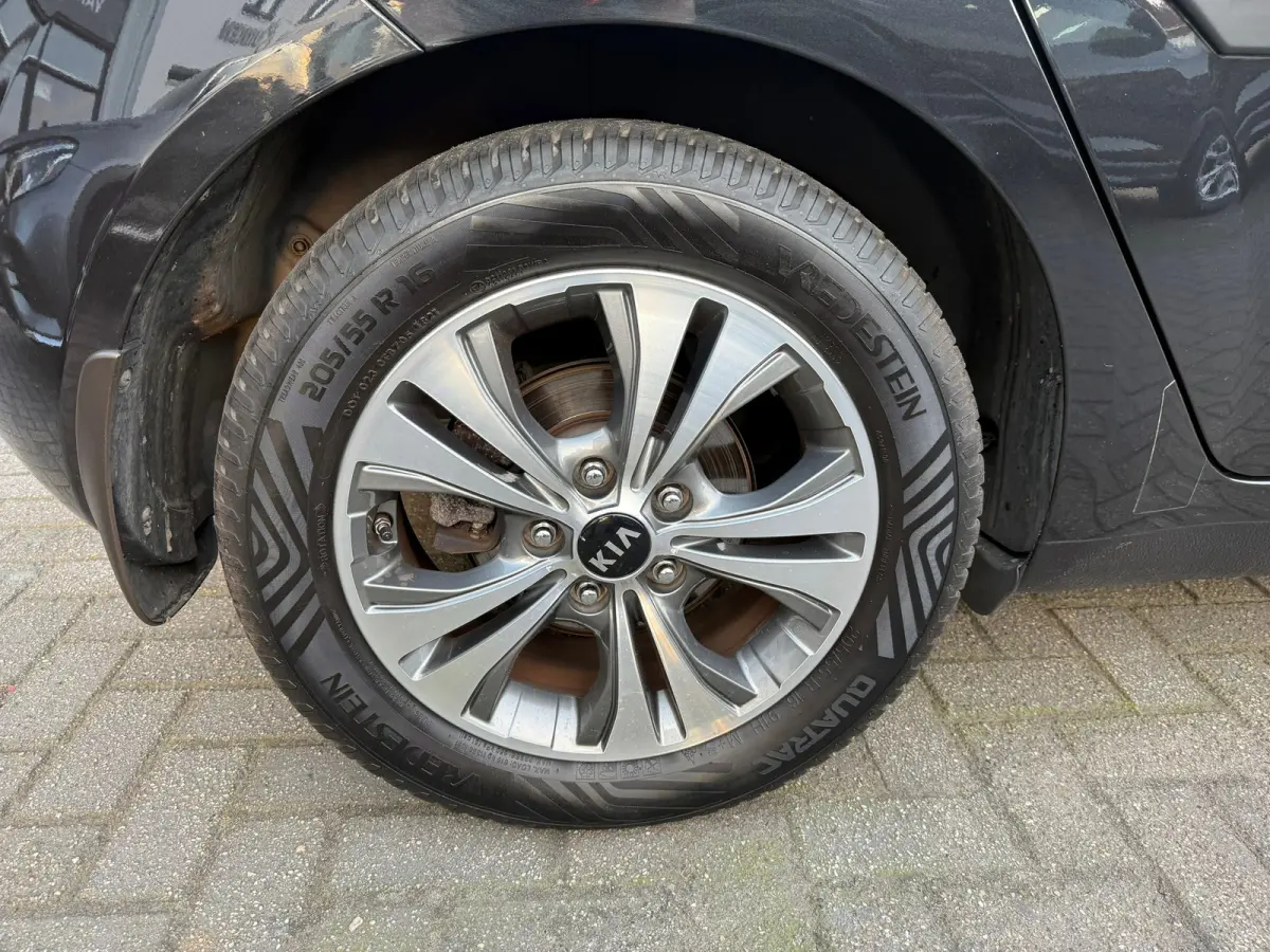1.4 CVVT Edition, Schuif/kanteldak, Achteruitrijcamera, Navigatie, Trekhaak