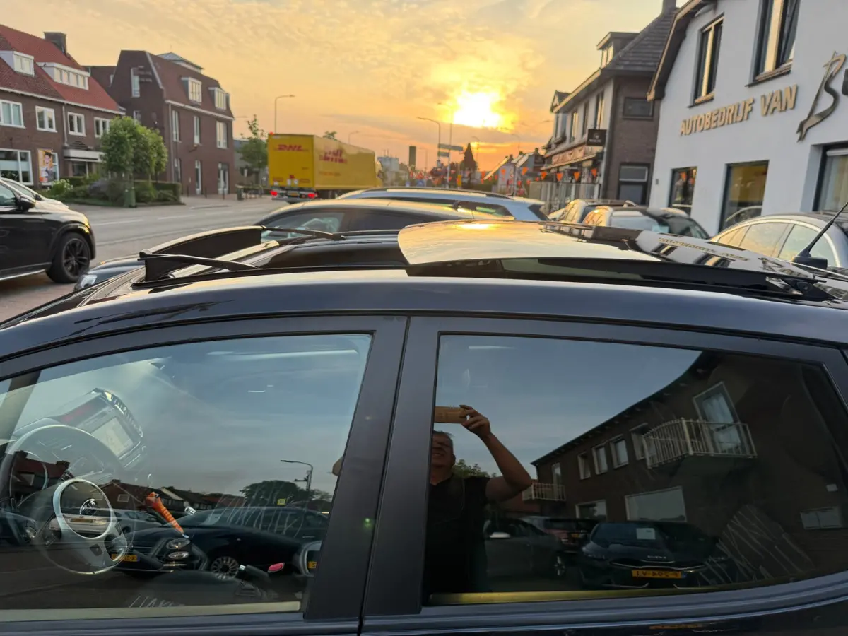 1.4 CVVT Edition, Schuif/kanteldak, Achteruitrijcamera, Navigatie, Trekhaak