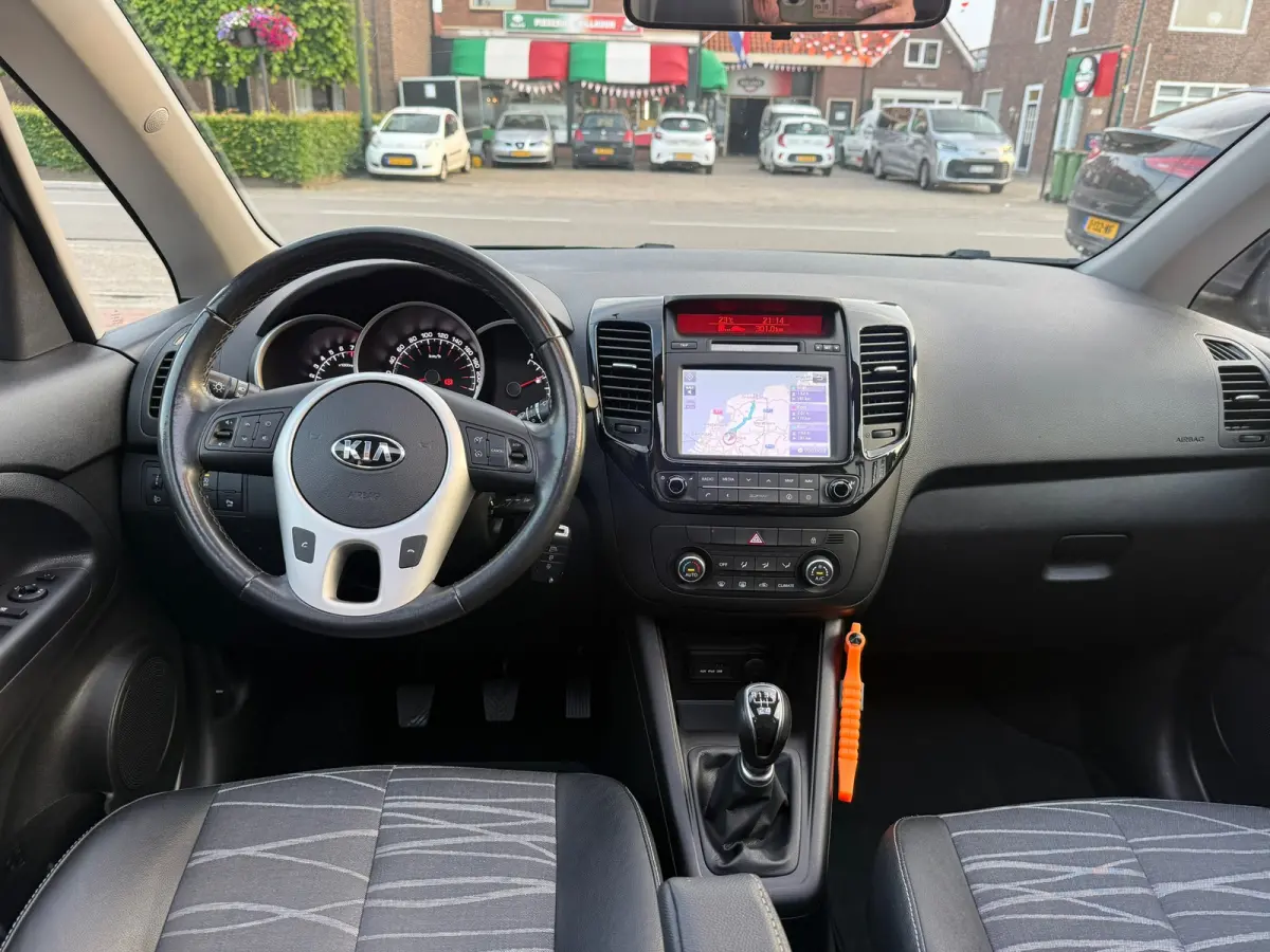 1.4 CVVT Edition, Schuif/kanteldak, Achteruitrijcamera, Navigatie, Trekhaak