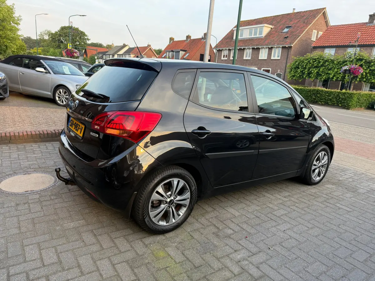 1.4 CVVT Edition, Schuif/kanteldak, Achteruitrijcamera, Navigatie, Trekhaak