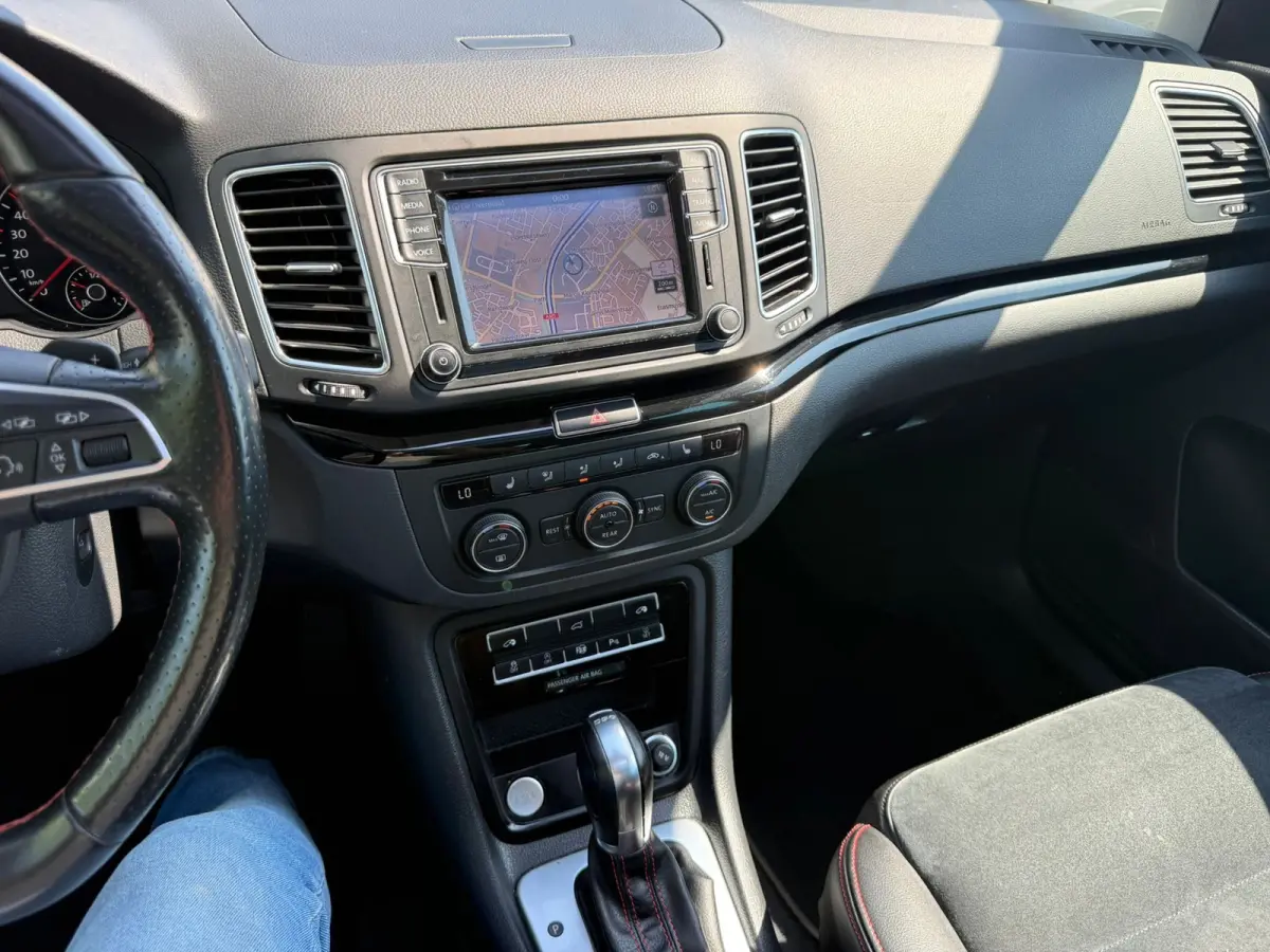1.4 TSI FR Connect, 7 pers, Automaat, Panodak, NAP