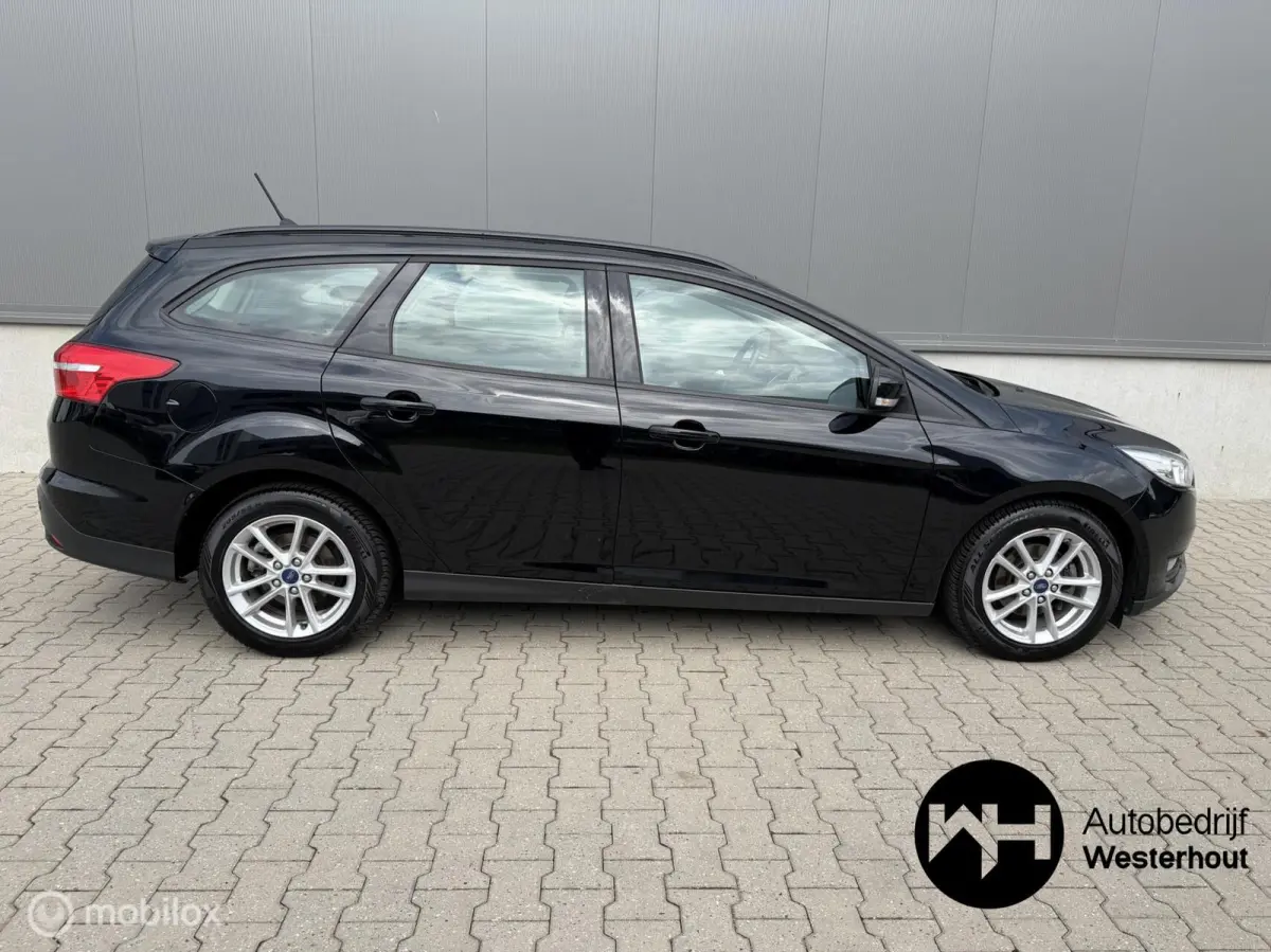1.0 Lease Edition|DEALER ONDER|APPLE CARPLAY