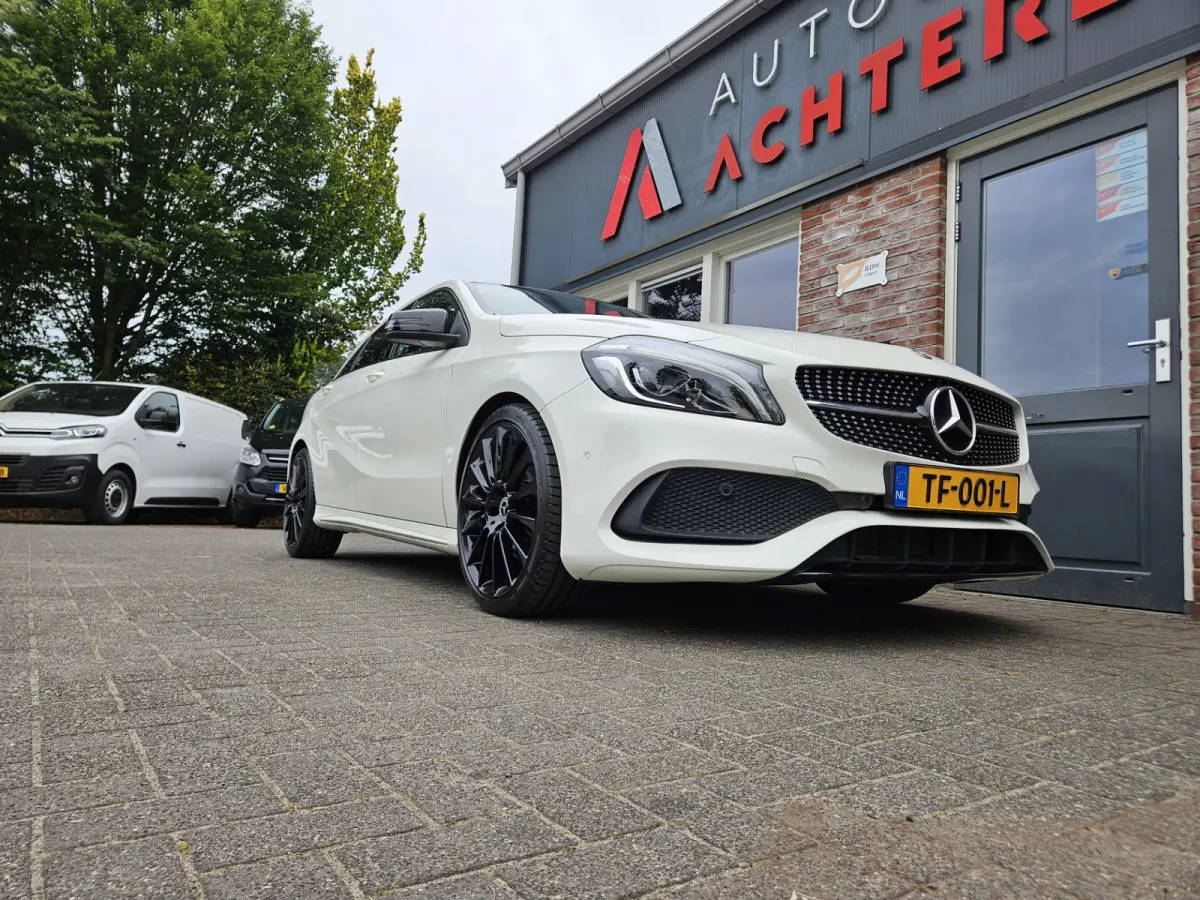 160 Sport Edition Panorama/Schuifdak! LED! 19INCH! NAP! Automaat! Mooie/Nette Auto!