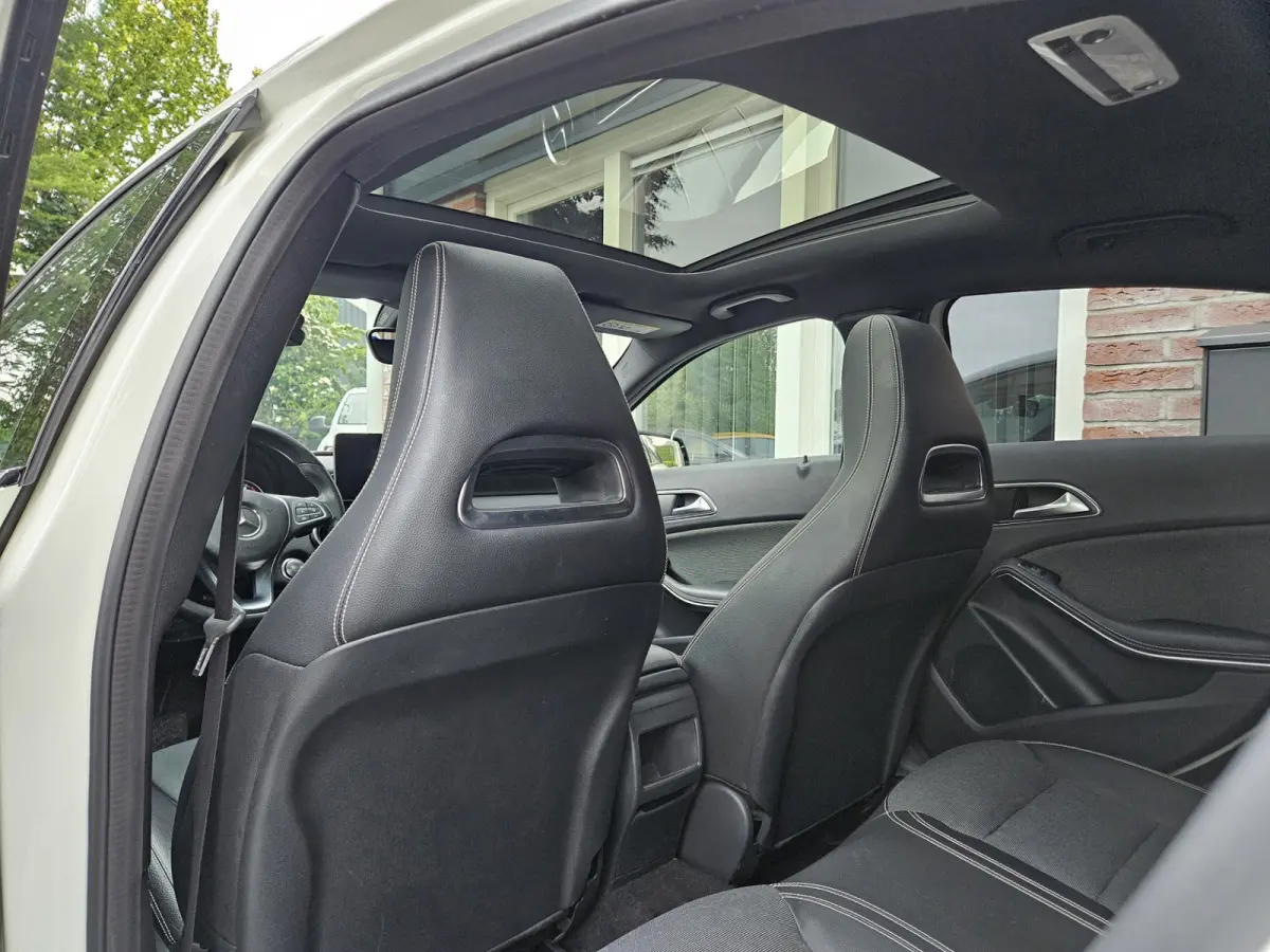160 Sport Edition Panorama/Schuifdak! LED! 19INCH! NAP! Automaat! Mooie/Nette Auto!