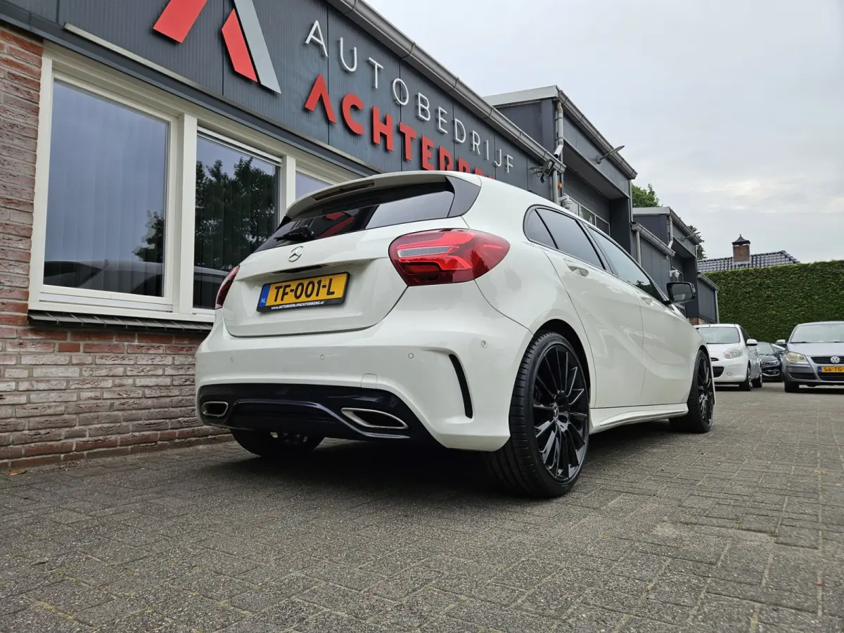 160 Sport Edition Panorama/Schuifdak! LED! 19INCH! NAP! Automaat! Mooie/Nette Auto!