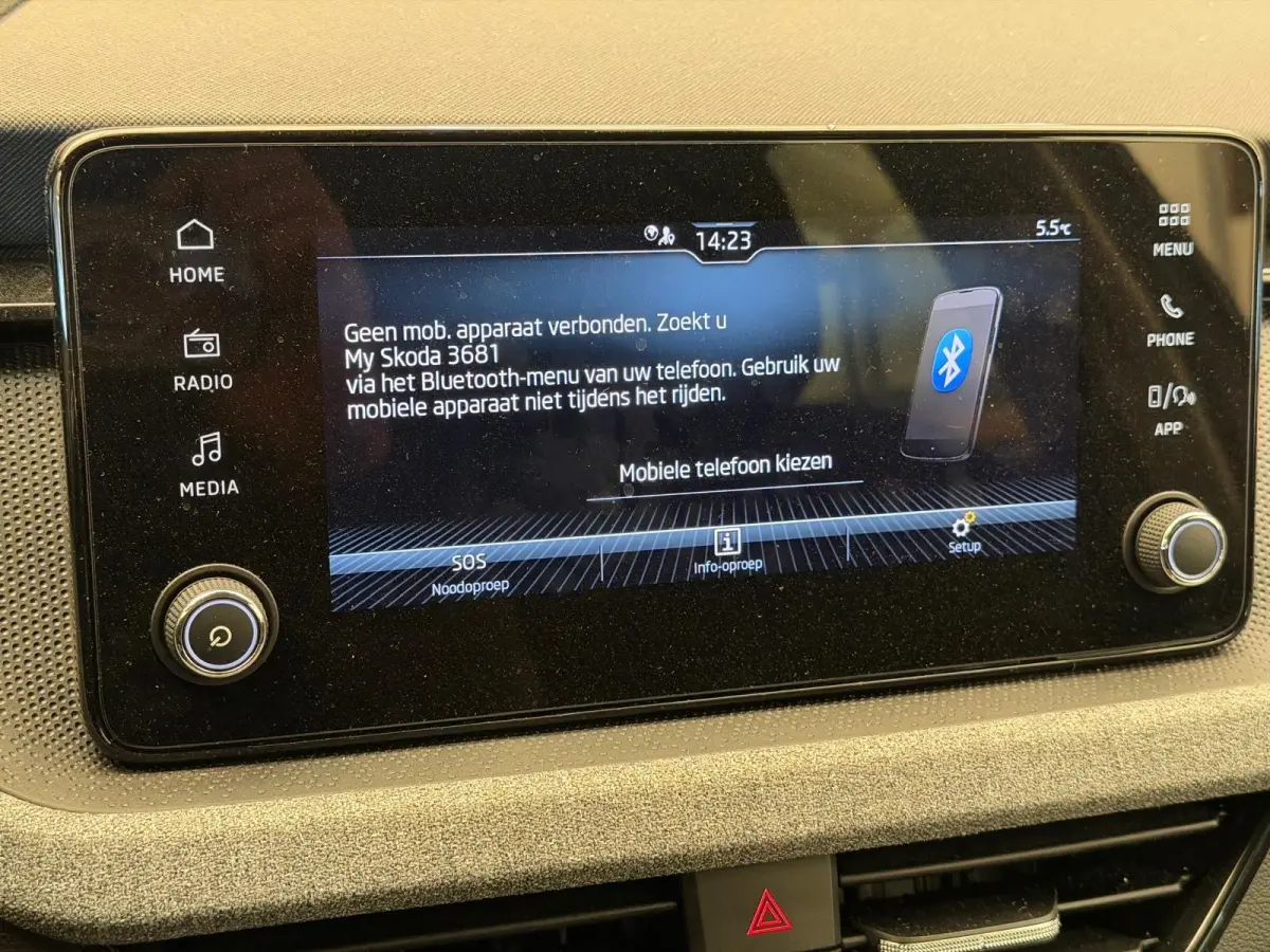 1.0 TSI Selection Carplay | LED | Parkeersensoren | Digitaal Dashboard | Climate Control | Cruise Control | Apple Carplay/Android Auto|telefoonintegratie premium | Cruise control | DAB ontva