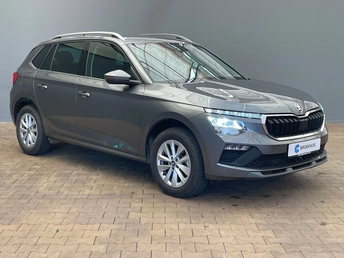 1.0 TSI Selection Carplay | LED | Parkeersensoren | Digitaal Dashboard | Climate Control | Cruise Control | Apple Carplay/Android Auto|telefoonintegratie premium | Cruise control | DAB ontva