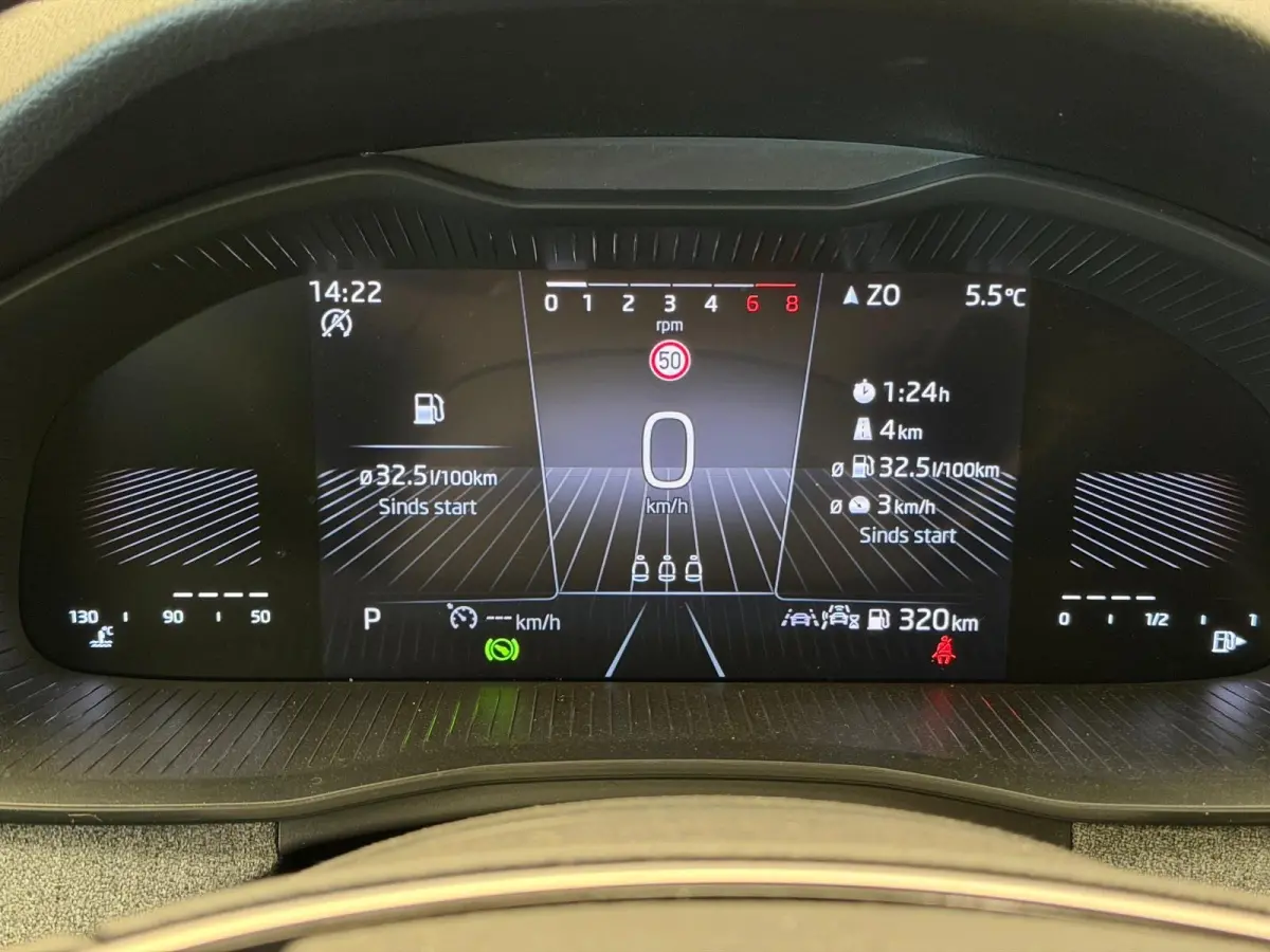 1.0 TSI Selection Carplay | LED | Parkeersensoren | Digitaal Dashboard | Climate Control | Cruise Control | Apple Carplay/Android Auto|telefoonintegratie premium | Cruise control | DAB ontva