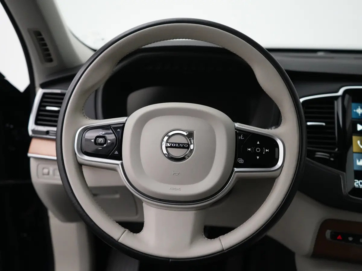 T8 Recharge AWD Inscription | Long Range | Adaptive Cruise | 360° Camera | Panoramadak | Head-up | Harman/Kardon | Trekhaak