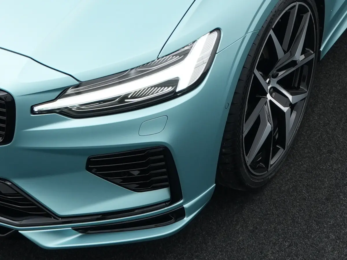 T8 Plug-in hybrid AWD Ultra Dark HEICO | Custum Wrap | 21" | Extra getint glas | Full-LED koplampen | HEICO SPORTIV achterskirt met sporteinddemper