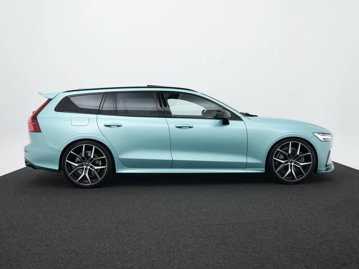 T8 Plug-in hybrid AWD Ultra Dark HEICO | Custum Wrap | 21" | Extra getint glas | Full-LED koplampen | HEICO SPORTIV achterskirt met sporteinddemper
