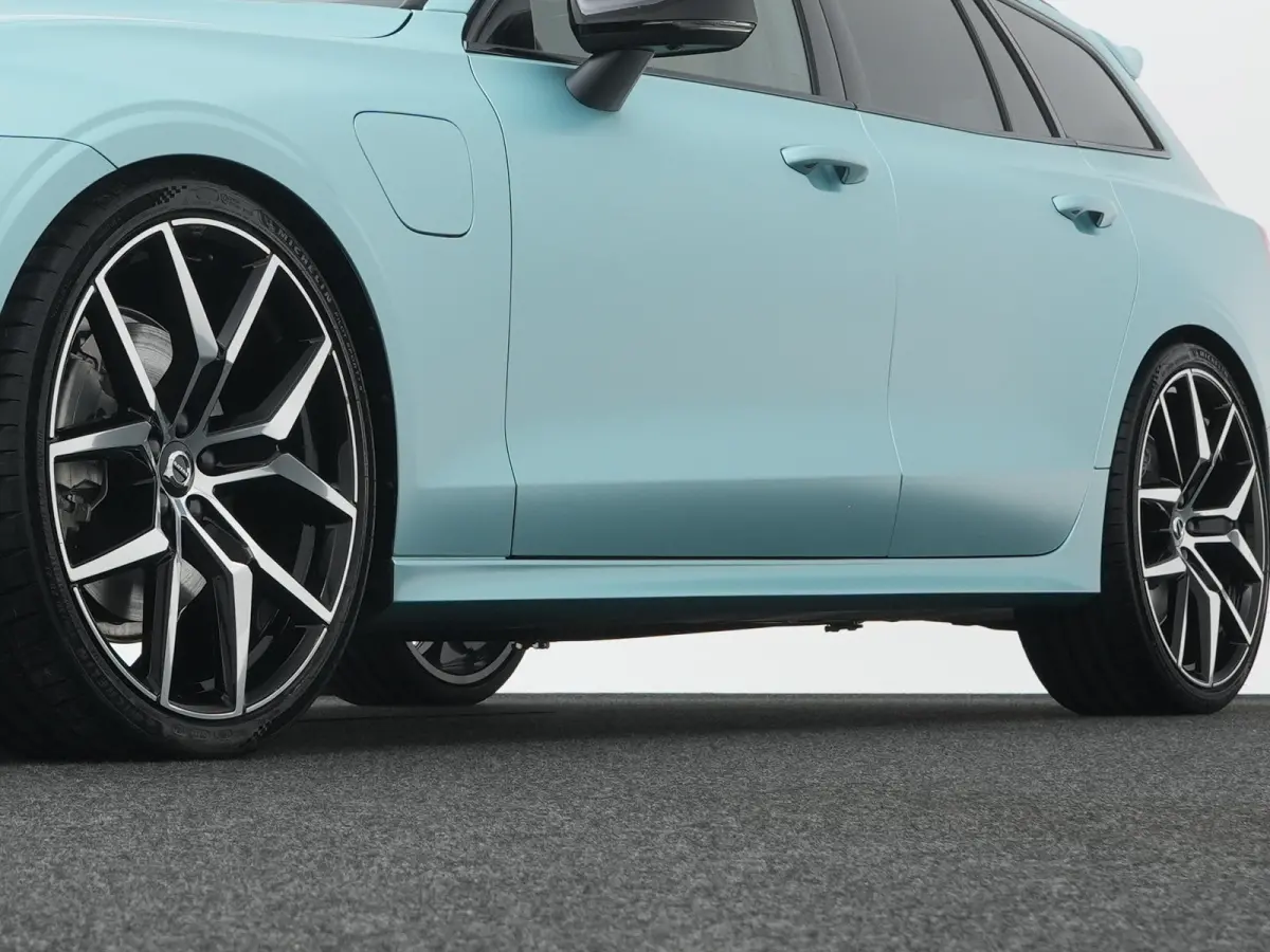T8 Plug-in hybrid AWD Ultra Dark HEICO | Custum Wrap | 21" | Extra getint glas | Full-LED koplampen | HEICO SPORTIV achterskirt met sporteinddemper