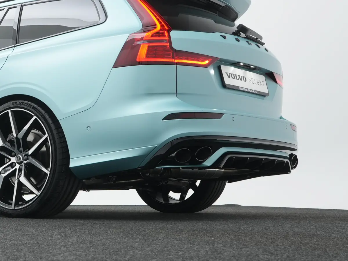 T8 Plug-in hybrid AWD Ultra Dark HEICO | Custum Wrap | 21" | Extra getint glas | Full-LED koplampen | HEICO SPORTIV achterskirt met sporteinddemper