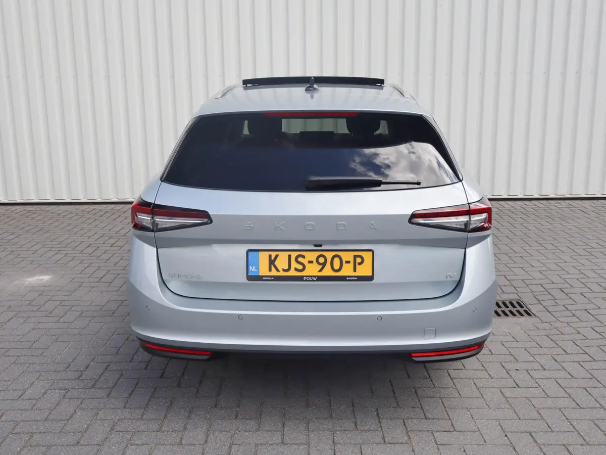 1.5 TSI 204pk PHEV Edition | SoH 100% | Panoramadak | 18" Velgen | Massage