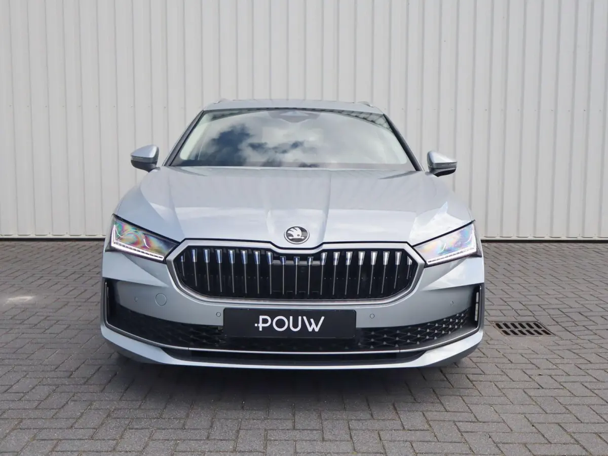 1.5 TSI 204pk PHEV Edition | SoH 100% | Panoramadak | 18" Velgen | Massage