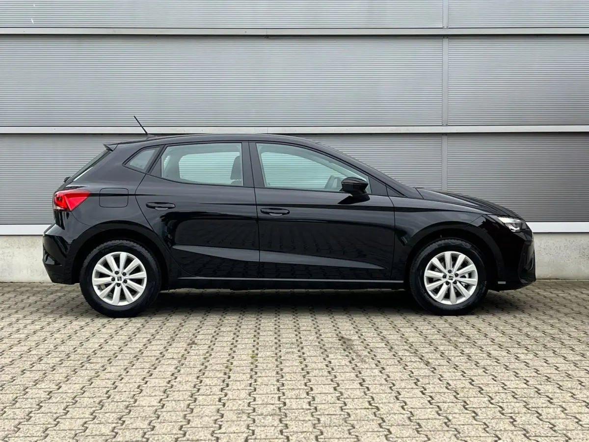 1.0 EcoTSI 95pk Reference | LMV 15'' | Cruise Control