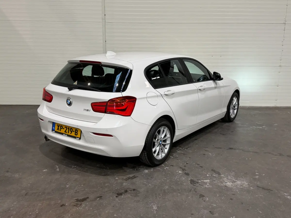 118i Executive PDC / LMV / Automaat / Cruise Control / Navi