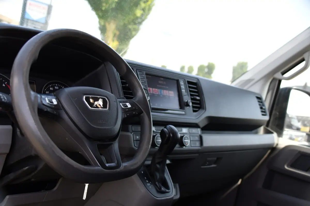 3.180 35 2.0 L4H3 PB Edition Cruise, Camera, Carplay, 177pk, LED, Clima, Trekhaak, Automaat, Sensoren, Geveerde stoel, Uniek!