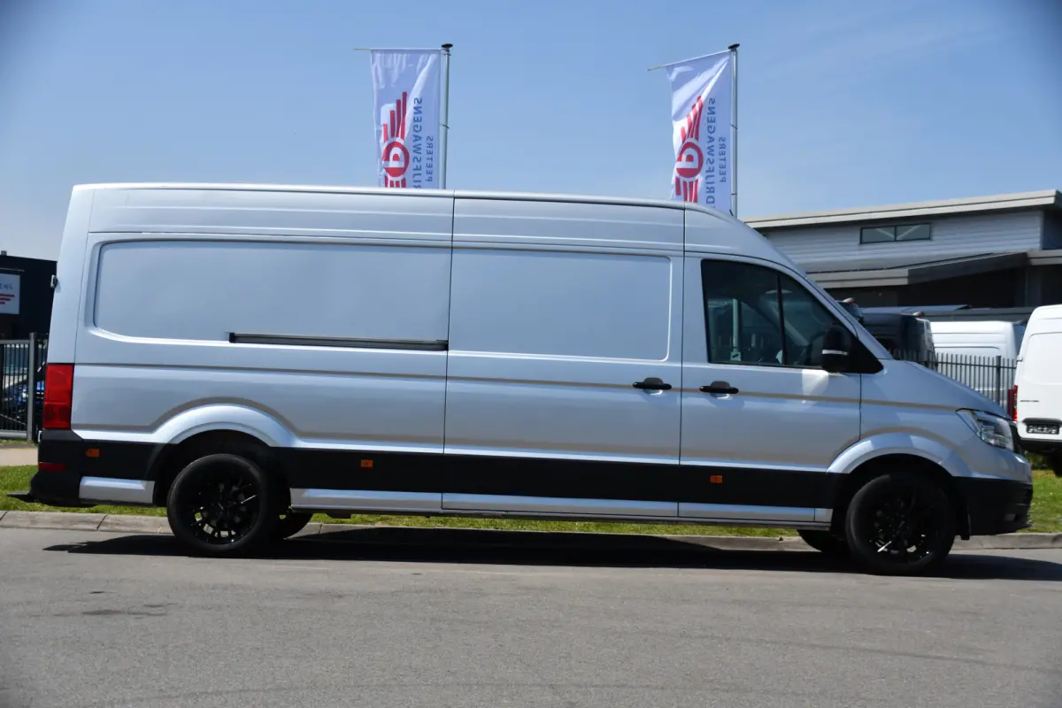 3.180 35 2.0 L4H3 PB Edition Cruise, Camera, Carplay, 177pk, LED, Clima, Trekhaak, Automaat, Sensoren, Geveerde stoel, Uniek!