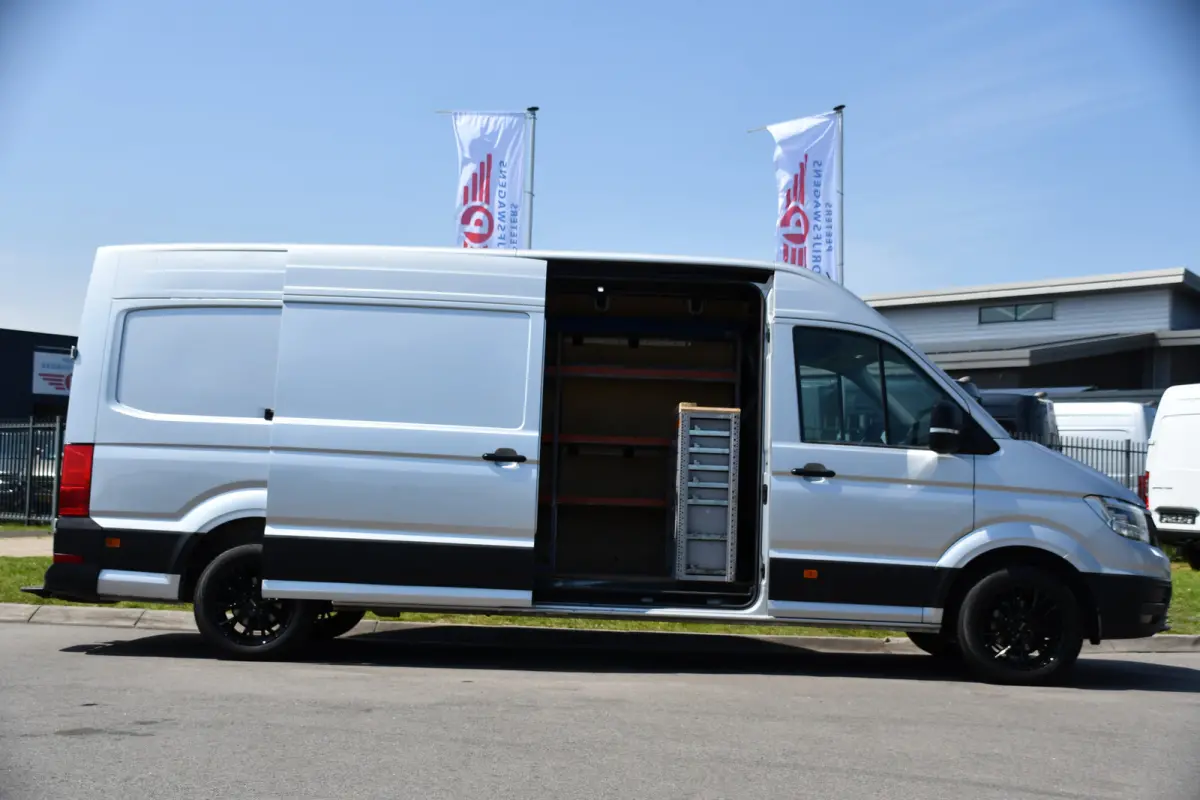 3.180 35 2.0 L4H3 PB Edition Cruise, Camera, Carplay, 177pk, LED, Clima, Trekhaak, Automaat, Sensoren, Geveerde stoel, Uniek!