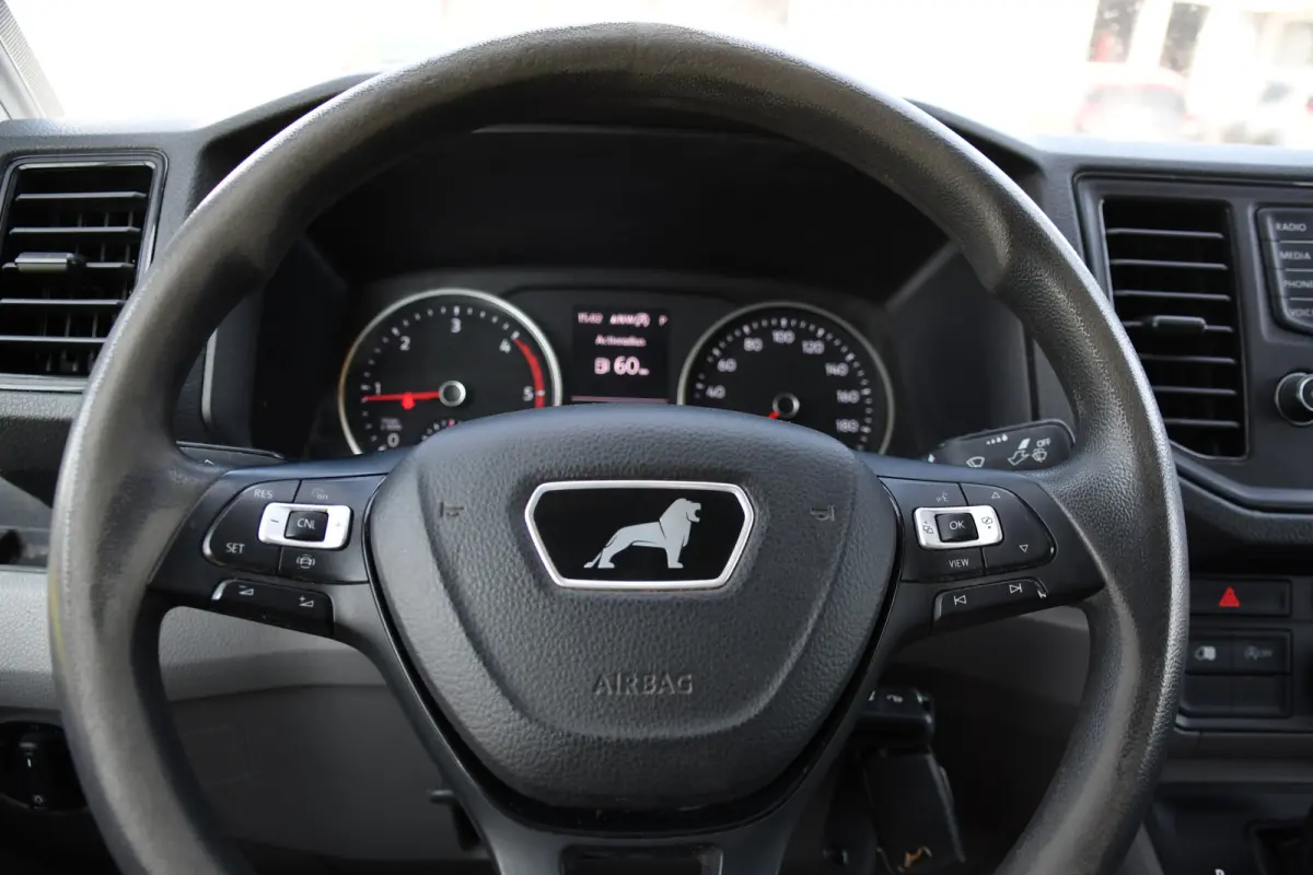 3.180 35 2.0 L4H3 PB Edition Cruise, Camera, Carplay, 177pk, LED, Clima, Trekhaak, Automaat, Sensoren, Geveerde stoel, Uniek!