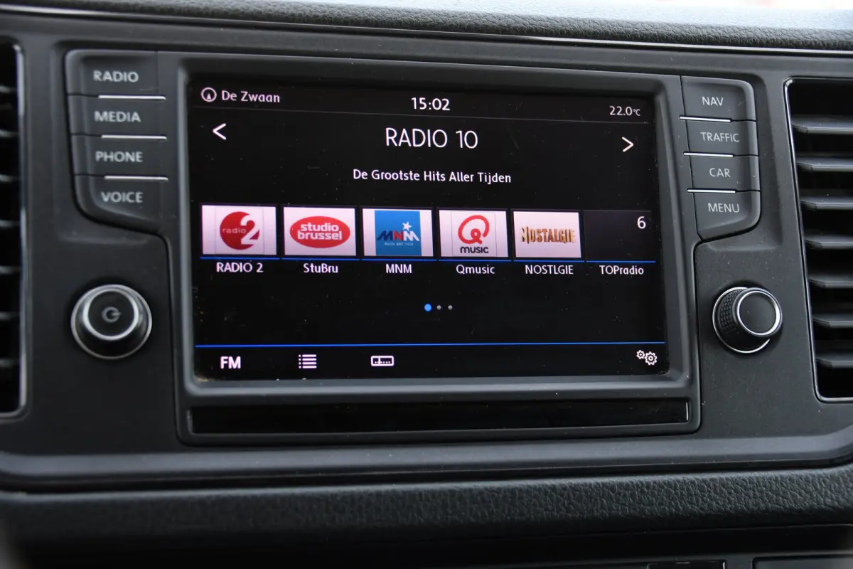 3.180 35 2.0 L4H3 PB Edition Cruise, Camera, Carplay, 177pk, LED, Clima, Trekhaak, Automaat, Sensoren, Geveerde stoel, Uniek!