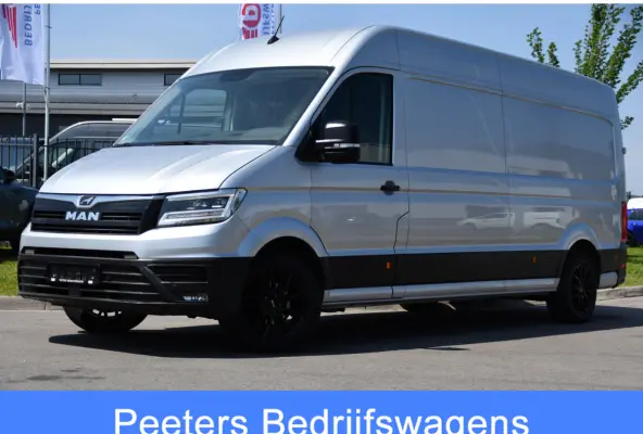 3.180 35 2.0 L4H3 PB Edition Cruise, Camera, Carplay, 177pk, LED, Clima, Trekhaak, Automaat, Sensoren, Geveerde stoel, Uniek!