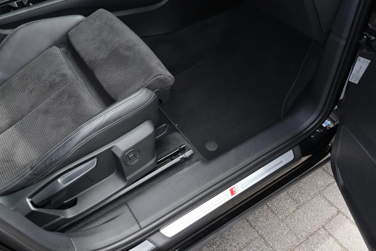 35 TFSI 150pk S-tronic S-Line | Afn. trekhaak | Navigatie | Sportstoelen | Stoelverwarming | Cruise Control | Dodehoek sensor | Elek. kofferbakklep | Elek. inklapbare spiegels