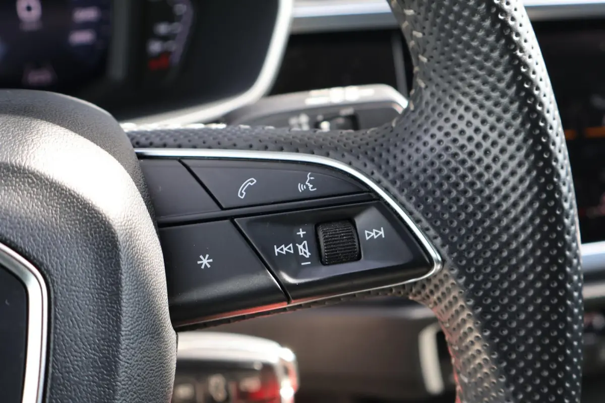35 TFSI 150pk S-tronic S-Line | Afn. trekhaak | Navigatie | Sportstoelen | Stoelverwarming | Cruise Control | Dodehoek sensor | Elek. kofferbakklep | Elek. inklapbare spiegels