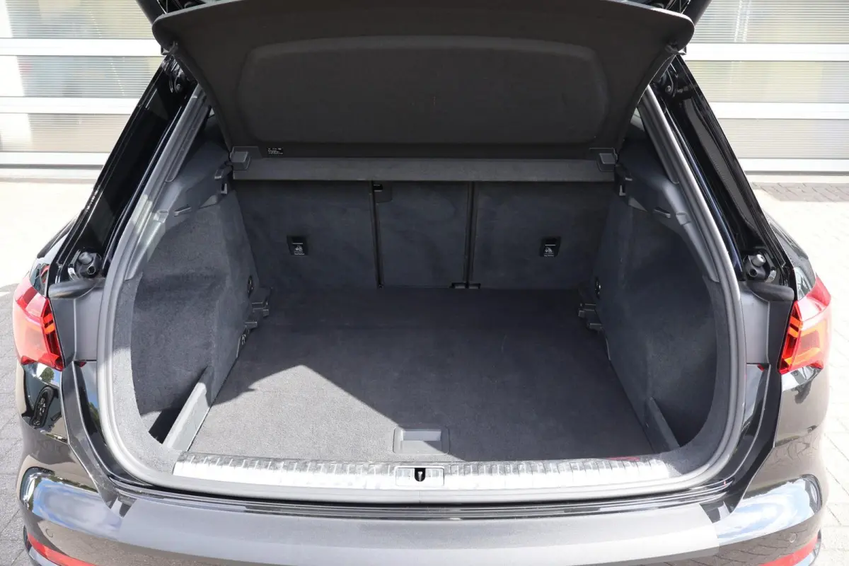 35 TFSI 150pk S-tronic S-Line | Afn. trekhaak | Navigatie | Sportstoelen | Stoelverwarming | Cruise Control | Dodehoek sensor | Elek. kofferbakklep | Elek. inklapbare spiegels