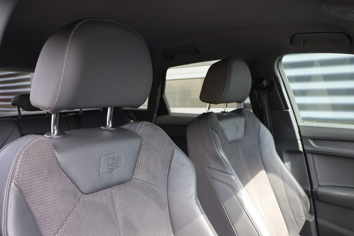35 TFSI 150pk S-tronic S-Line | Afn. trekhaak | Navigatie | Sportstoelen | Stoelverwarming | Cruise Control | Dodehoek sensor | Elek. kofferbakklep | Elek. inklapbare spiegels
