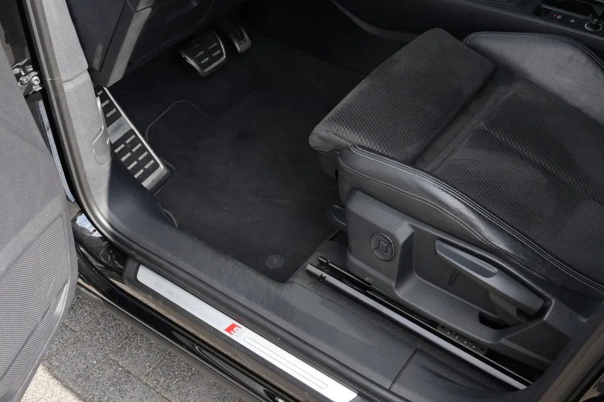 35 TFSI 150pk S-tronic S-Line | Afn. trekhaak | Navigatie | Sportstoelen | Stoelverwarming | Cruise Control | Dodehoek sensor | Elek. kofferbakklep | Elek. inklapbare spiegels
