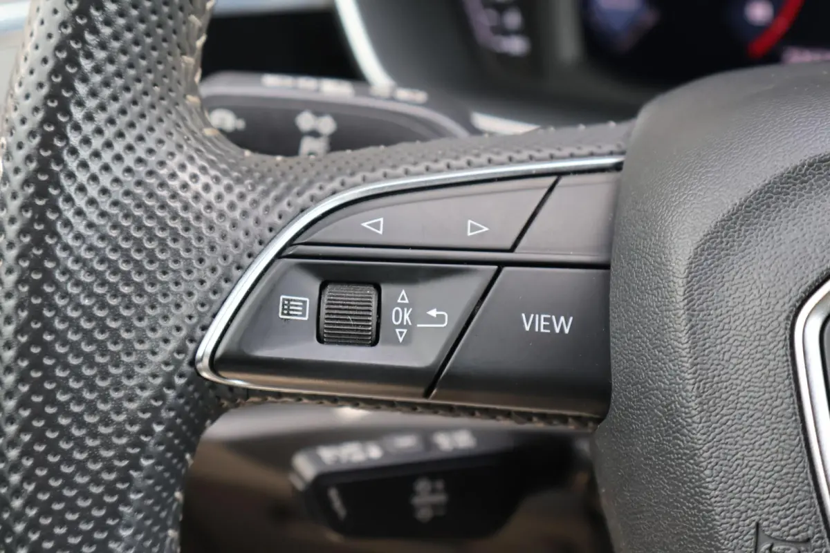 35 TFSI 150pk S-tronic S-Line | Afn. trekhaak | Navigatie | Sportstoelen | Stoelverwarming | Cruise Control | Dodehoek sensor | Elek. kofferbakklep | Elek. inklapbare spiegels