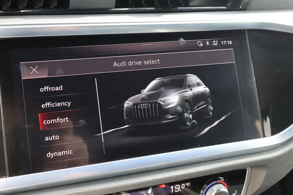 35 TFSI 150pk S-tronic S-Line | Afn. trekhaak | Navigatie | Sportstoelen | Stoelverwarming | Cruise Control | Dodehoek sensor | Elek. kofferbakklep | Elek. inklapbare spiegels