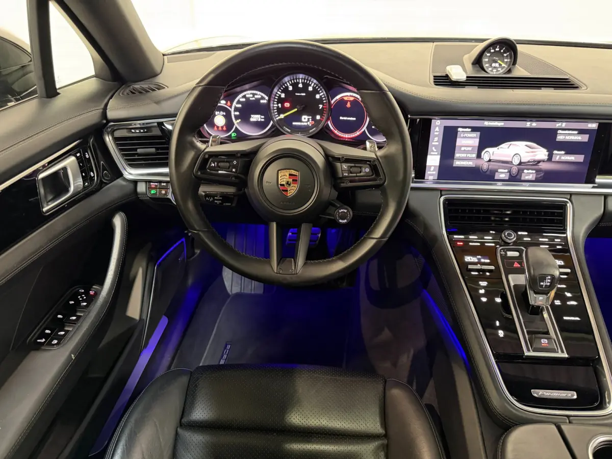 2.9 4 E-Hybrid / Luchtvering / Panoramadak / Sport Chrono
