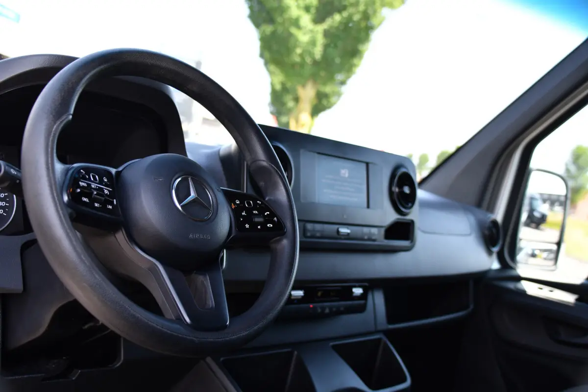319 V6 3.0 CDI L2H2 PB Edition Camera, Cruise, Carplay, 190pk, Automaat, LED, Trekhaak, Dodehoek, Sensoren, NAVI, Uniek!