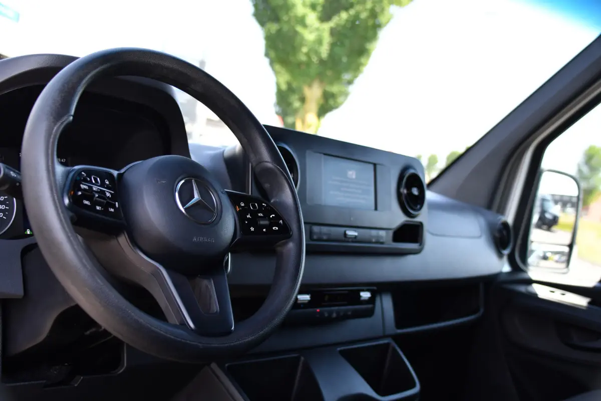 319 V6 3.0 CDI L2H2 PB Edition Camera, Cruise, Carplay, 190pk, Automaat, LED, Trekhaak, Dodehoek, Sensoren, NAVI, Uniek!