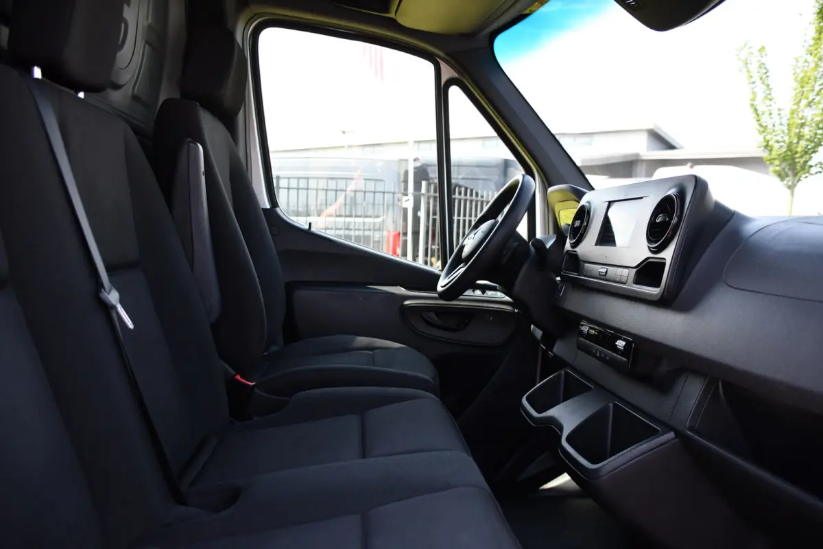 319 V6 3.0 CDI L2H2 PB Edition Camera, Cruise, Carplay, 190pk, Automaat, LED, Trekhaak, Dodehoek, Sensoren, NAVI, Uniek!