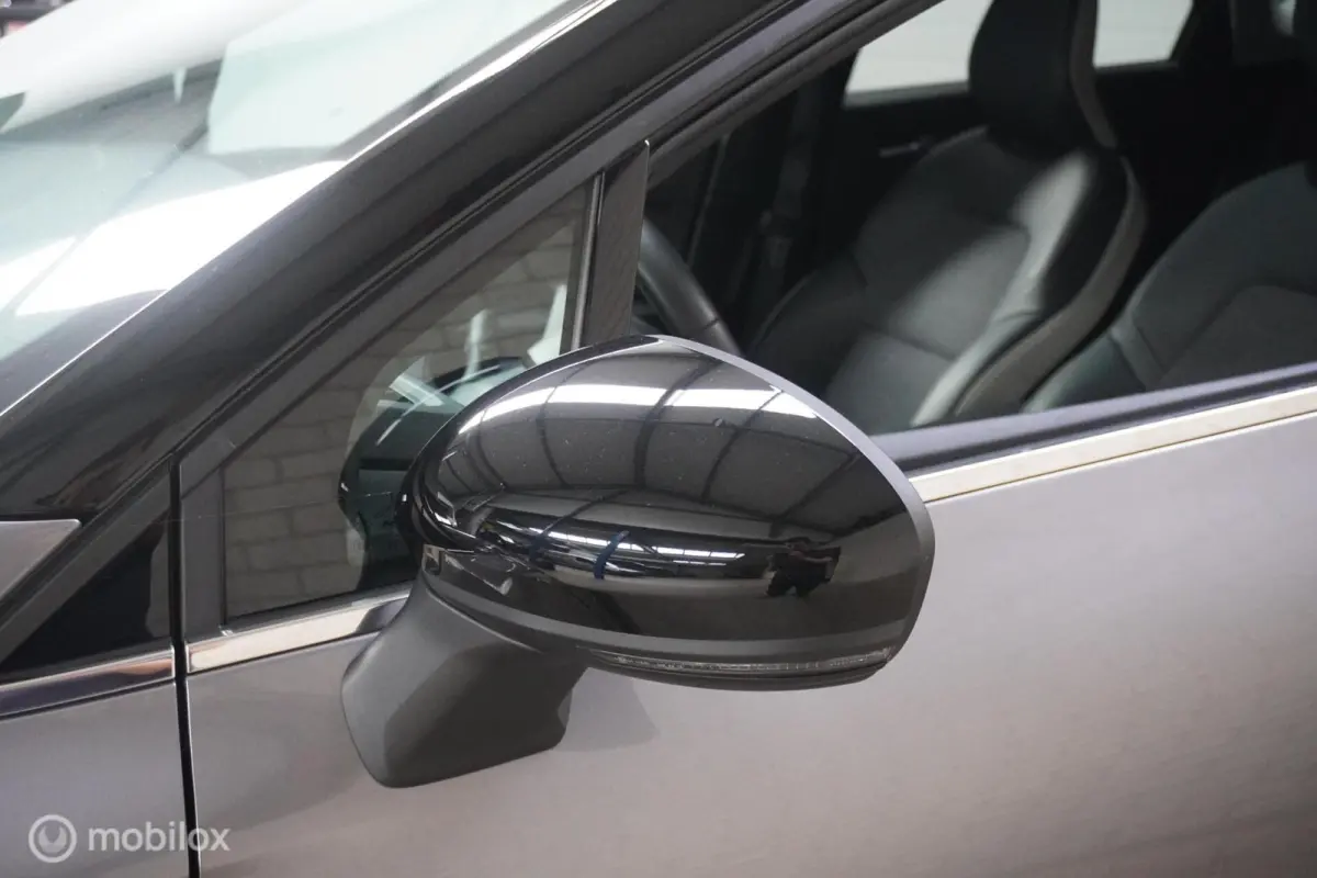 1.6 E-Tech hybrid 145 SL Rive Gauche