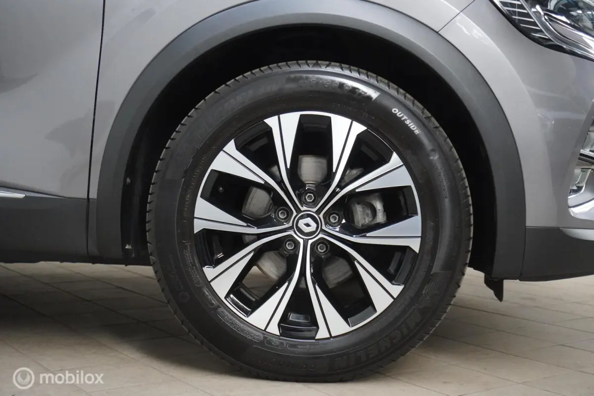 1.6 E-Tech hybrid 145 SL Rive Gauche