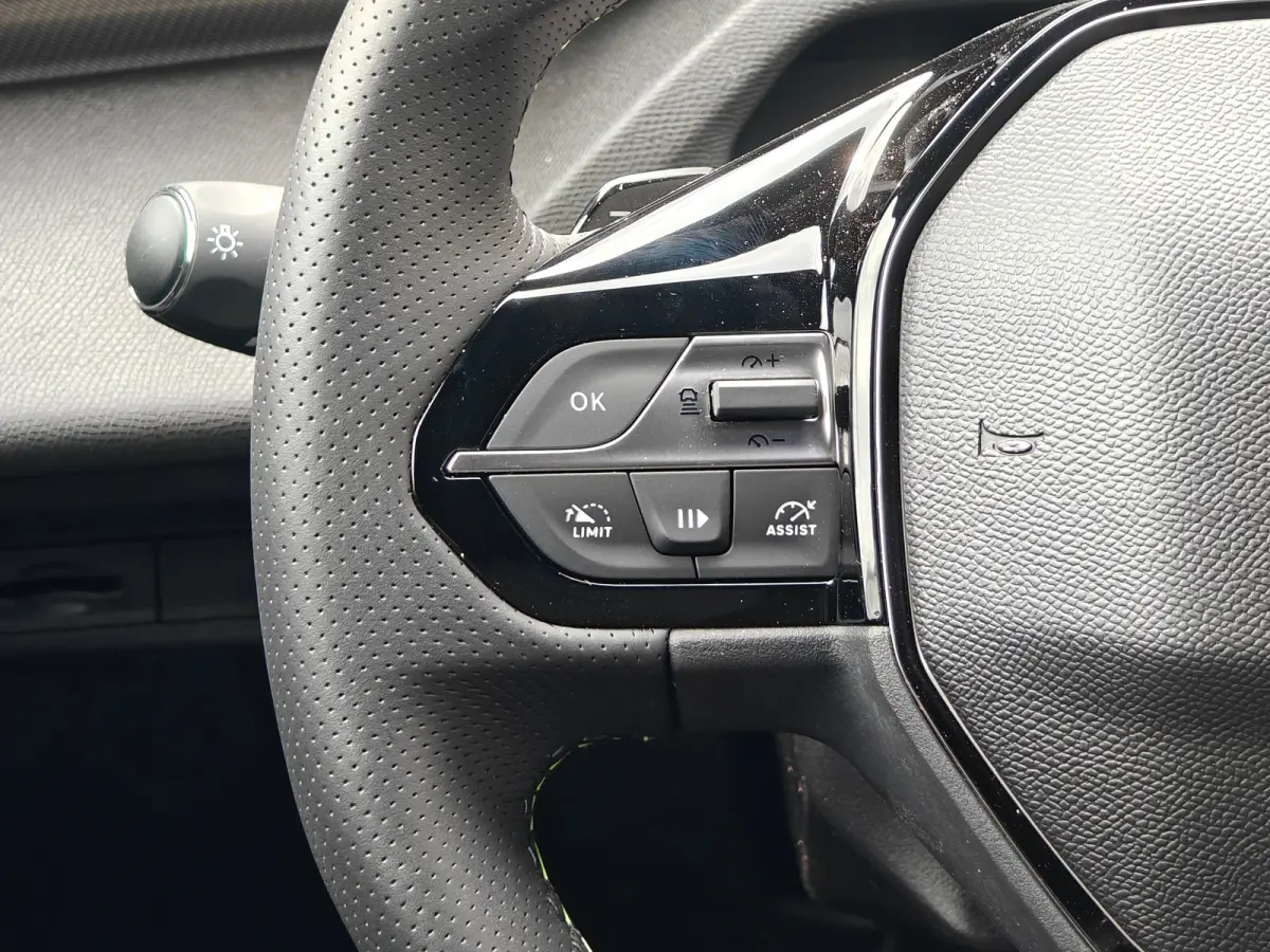 1.2 Hybrid 145 e-DCS6 GT | Achteruitrijcamera | Apple Carplay/Android Auto|telefoonintegratie premium | Armsteun achter | Achteruitrijcamera | Apple Carplay/Android Auto|telefoonintegratie p
