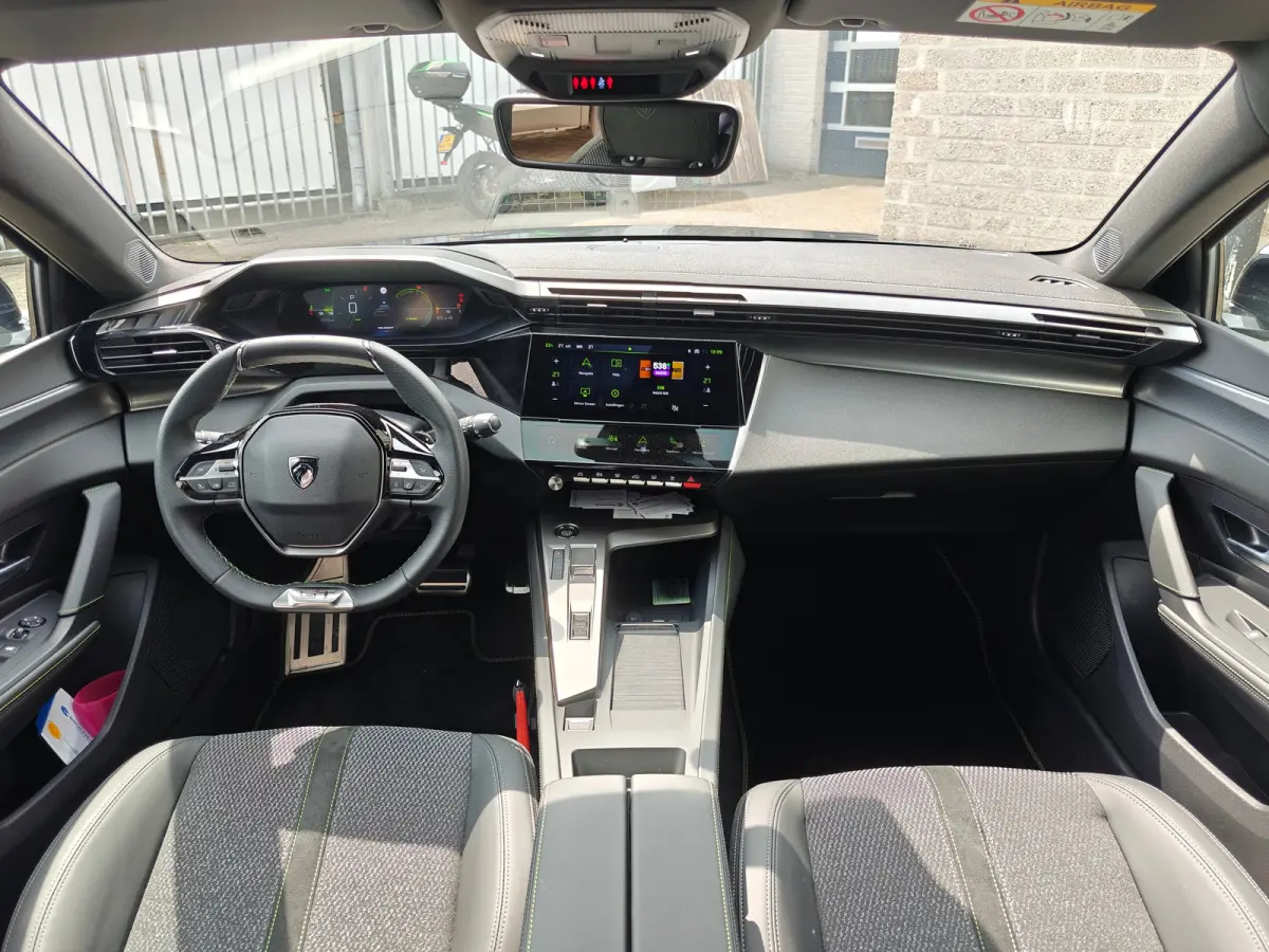 1.2 Hybrid 145 e-DCS6 GT | Achteruitrijcamera | Apple Carplay/Android Auto|telefoonintegratie premium | Armsteun achter | Achteruitrijcamera | Apple Carplay/Android Auto|telefoonintegratie p